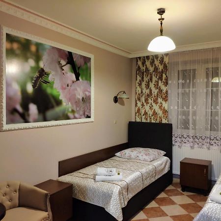 Dwor Bartnika Bed and Breakfast Narewka Εξωτερικό φωτογραφία
