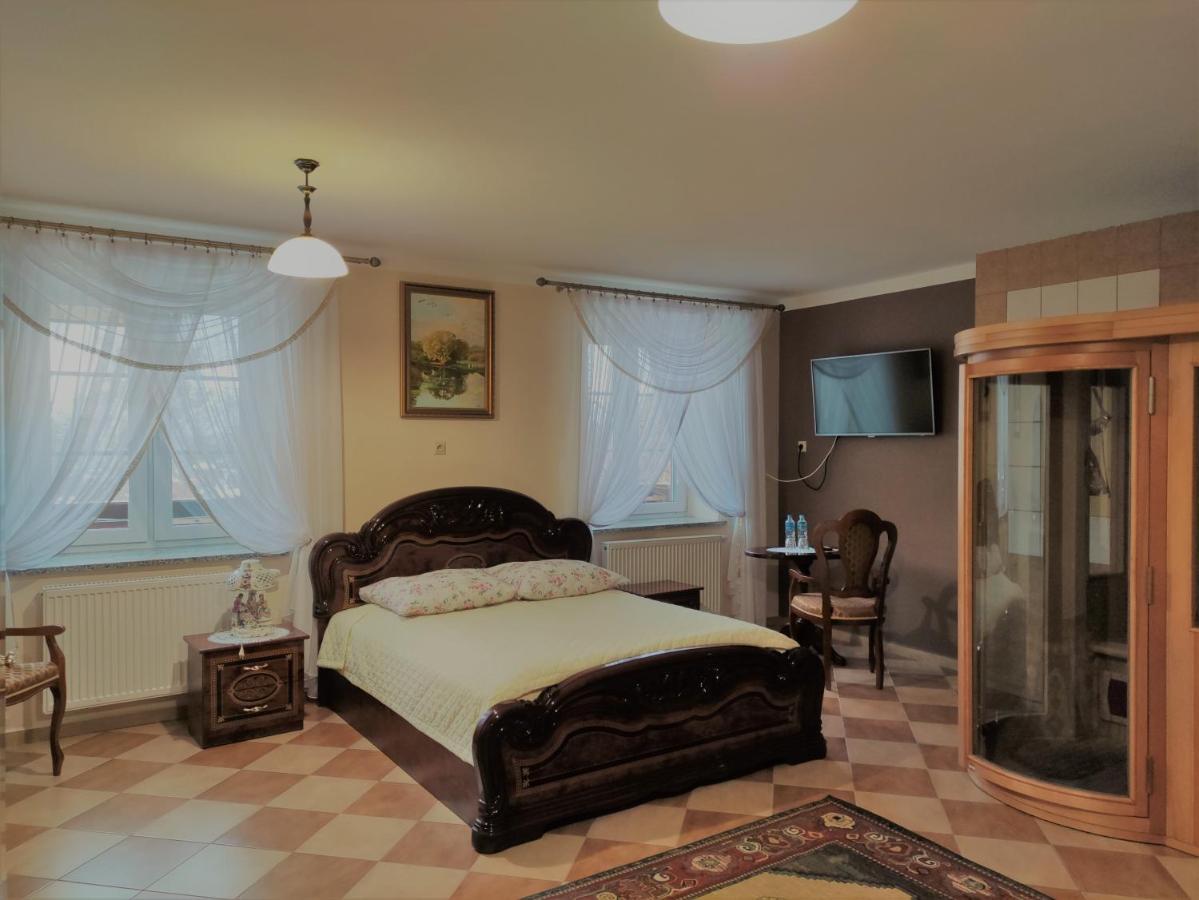 Dwor Bartnika Bed and Breakfast Narewka Εξωτερικό φωτογραφία