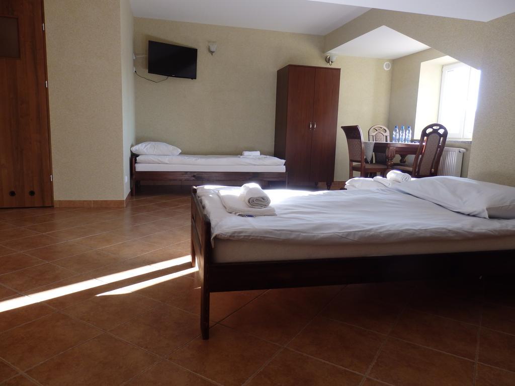 Dwor Bartnika Bed and Breakfast Narewka Δωμάτιο φωτογραφία
