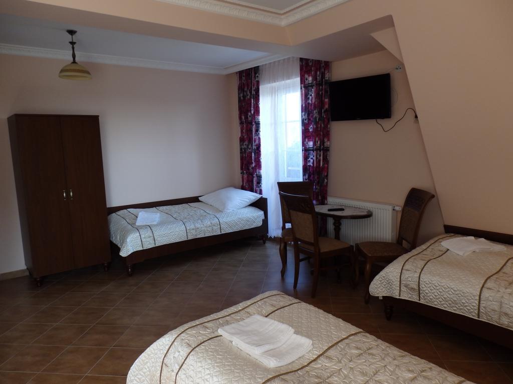Dwor Bartnika Bed and Breakfast Narewka Δωμάτιο φωτογραφία