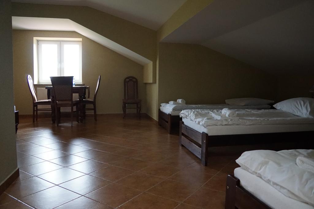 Dwor Bartnika Bed and Breakfast Narewka Εξωτερικό φωτογραφία